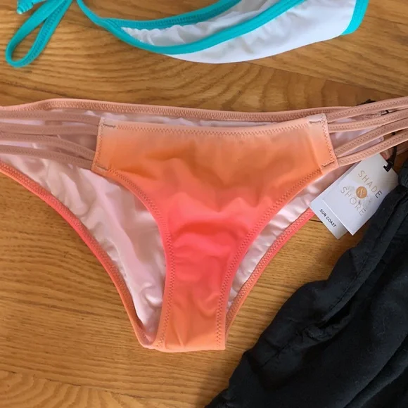 Beach Bundle👙☀️ - Picture 4 of 14